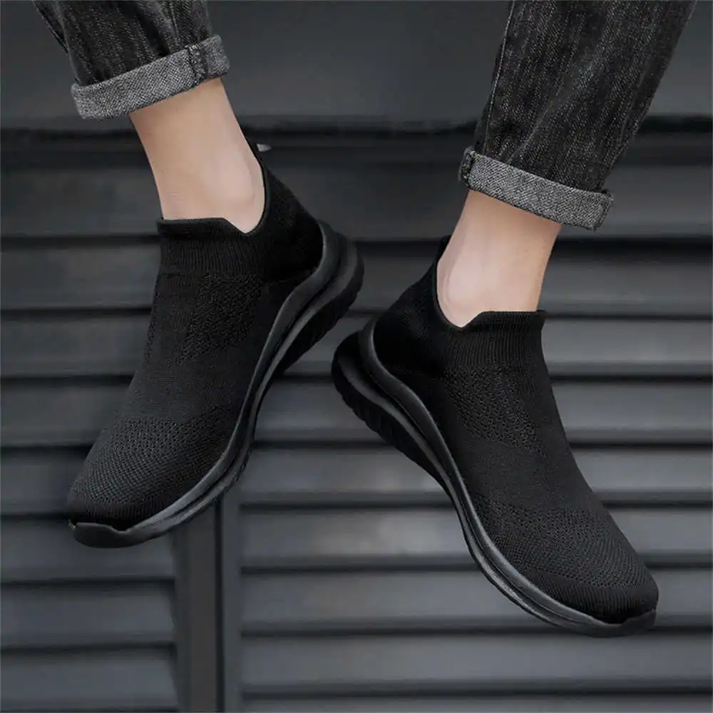 Unique Tech Accessories Gifts - أحذية تنس جديدة ناعمة باللون البيج