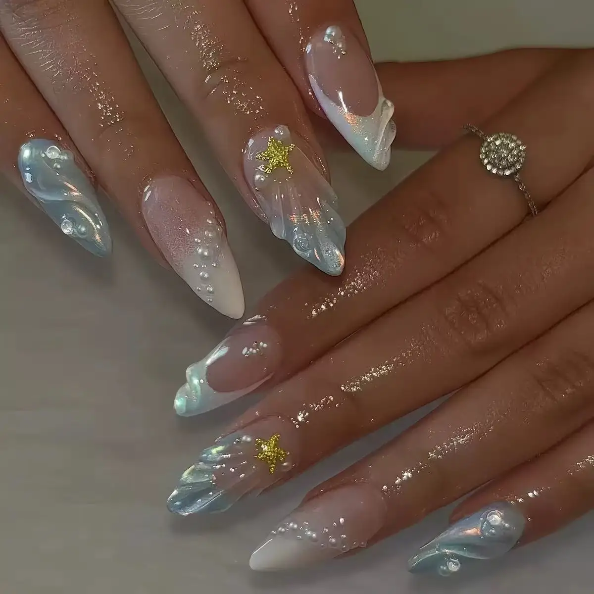Nail Tech Accessories - أظافر صناعية فرنسية قصيرة بيضاوية الشكل