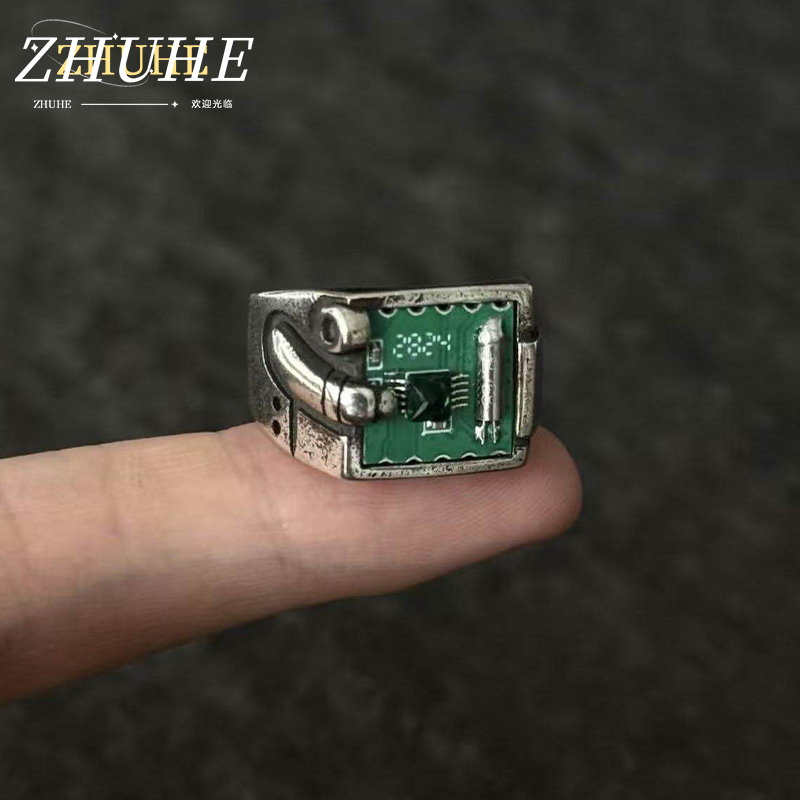 خاتم بتصميم لوحة دوائر مطبوعة  - مراجعة Tech Inspired Accessories وسعره
