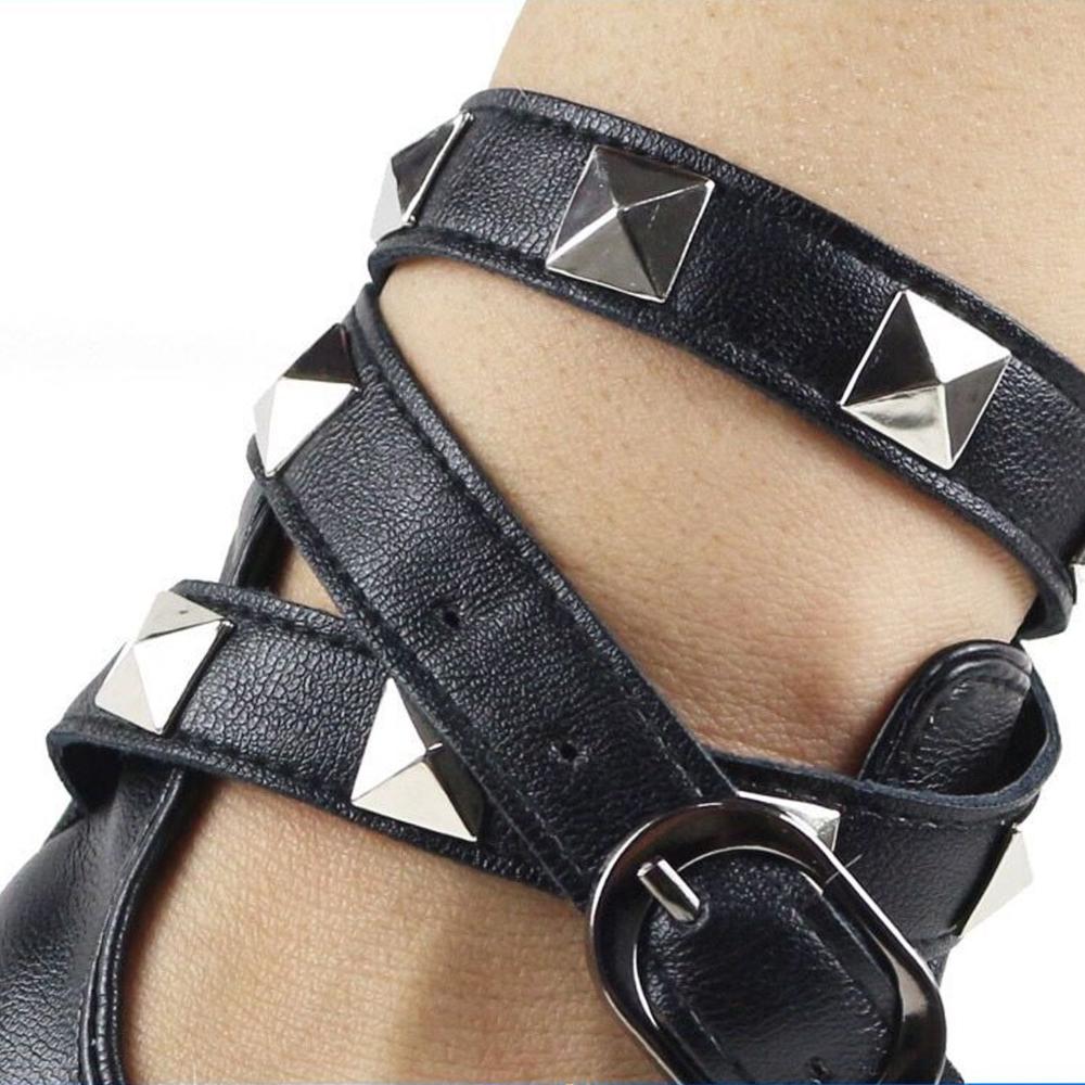 قفازات من الجلد الصناعي للقياد - مراجعة Tech Wear Accessories وسعره