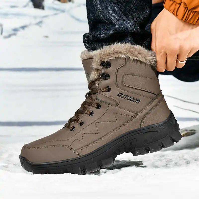 أحذية رياضية بتصميم فاخر لكرة  - مراجعة Tech Wear Accessories وسعره