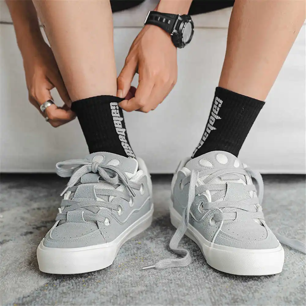 مع جلد الهيب هوب أحذية المدرسة - مراجعة Unique Tech Accessories Gifts وسعره